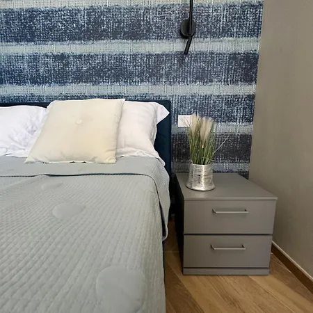 Bed & Breakfast Sky Luxury Nettuno